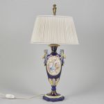 1462 4252 TABLE LAMP